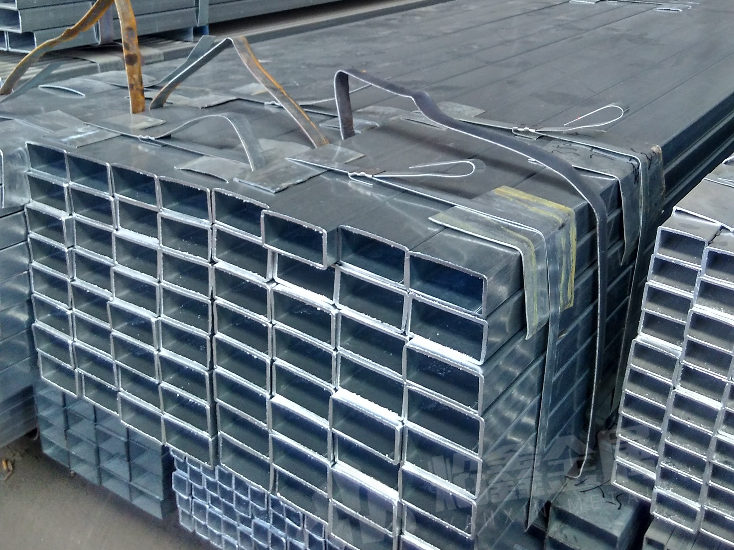 【唐山】镀锌方管特点有哪些