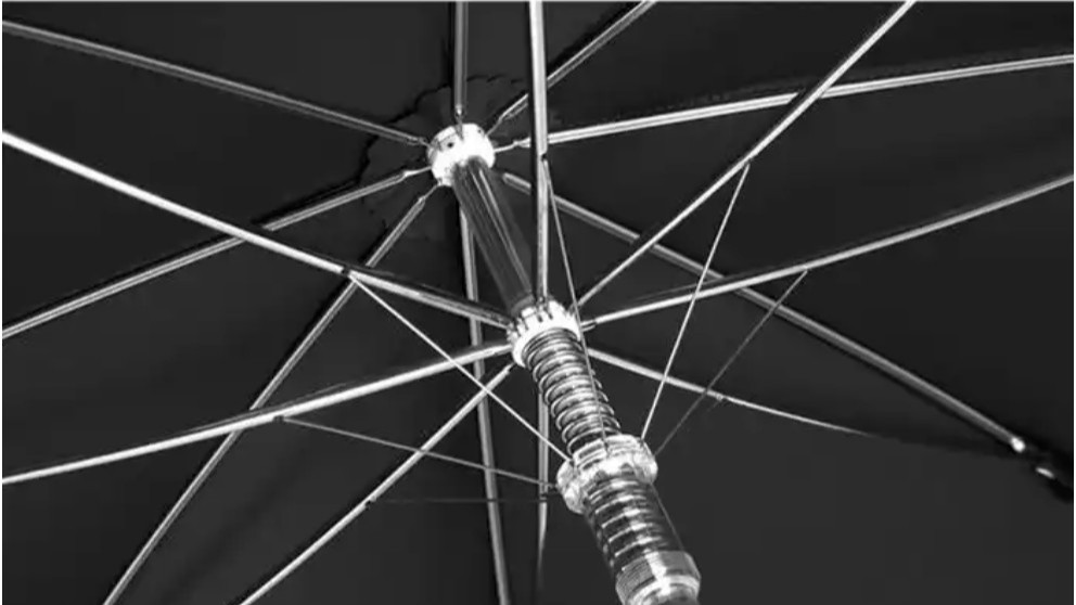 低碳钢丝应用江苏扬州雨伞制造厂骨架生产的案例