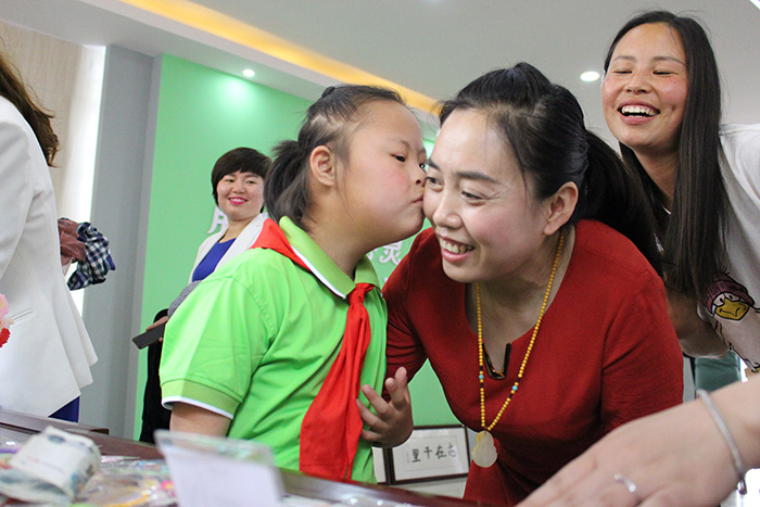 国产麻豆放荡AV剧情演绎